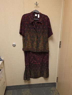 Emma James Burgundy and Black Floral Maxi Skirt Set
